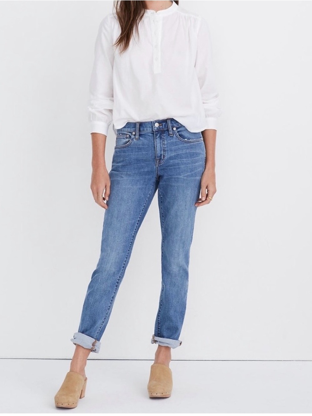 Madewell Slim Boy Jean Mid-Blue size 27/4 excellent condition retails $128